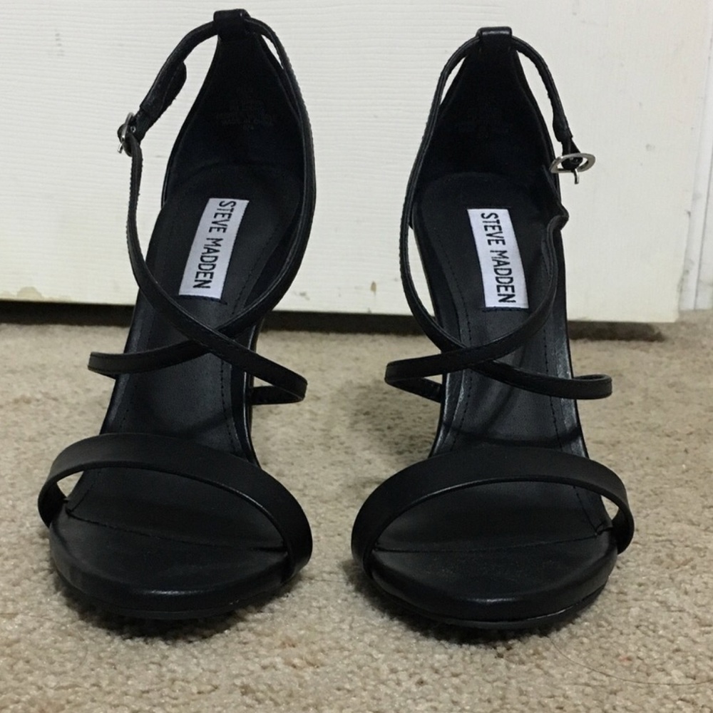 Black Steve Madden heels